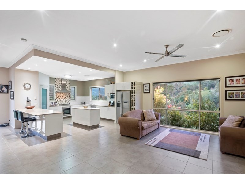 134 Petsch Creek Road, Tallebudgera Valley QLD 4228