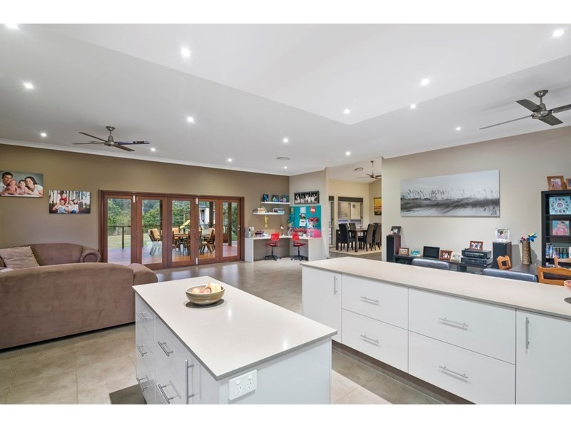 134 Petsch Creek Road, Tallebudgera Valley QLD 4228