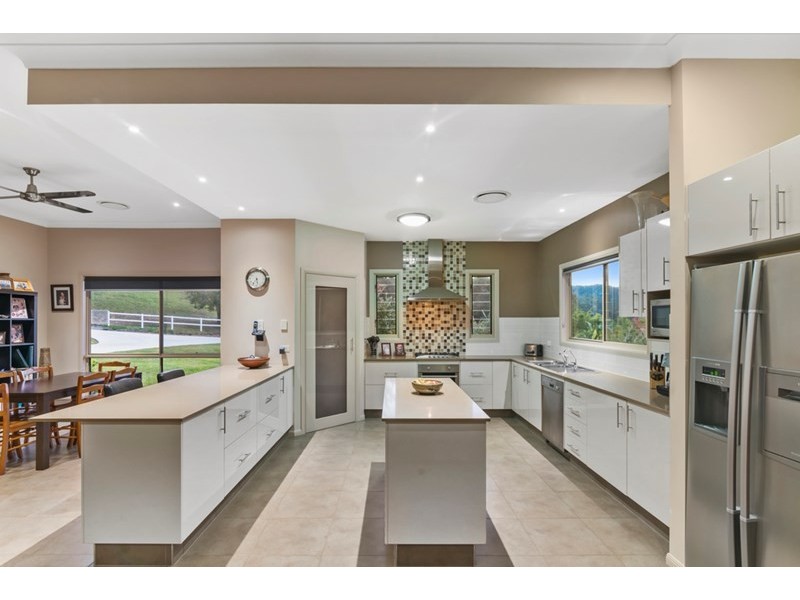 134 Petsch Creek Road, Tallebudgera Valley QLD 4228