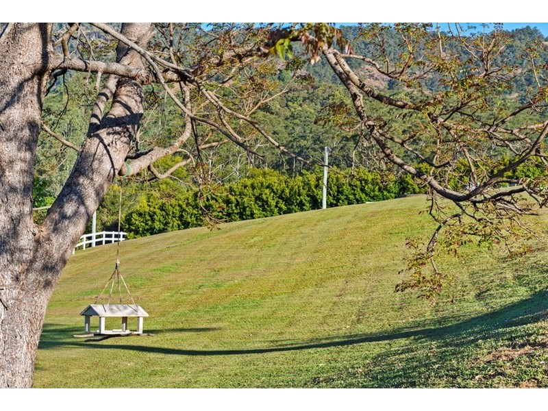 134 Petsch Creek Road, Tallebudgera Valley QLD 4228