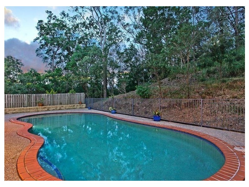 28 Laurina Court, Elanora QLD 4221