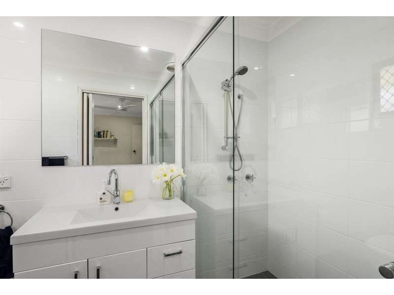 18 Mirreen Drive, Tugun QLD 4224