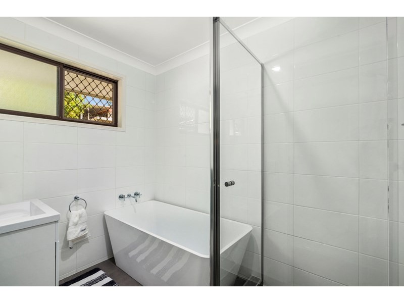 18 Mirreen Drive, Tugun QLD 4224