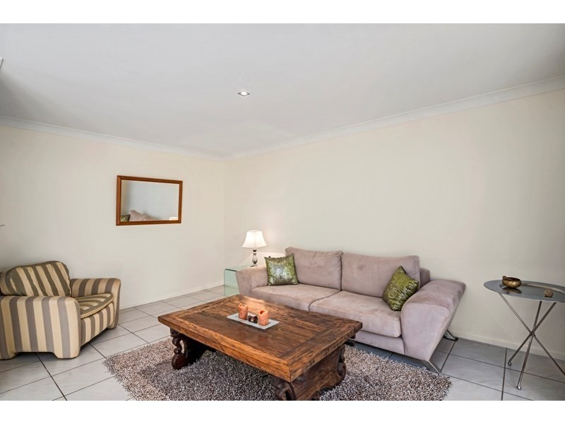 100 Silver Glade Drive, Elanora QLD 4221