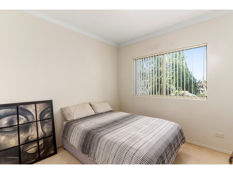 5/231 Golden Four Drive, Bilinga QLD 4225