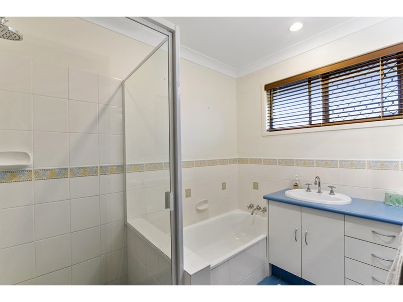 9 Matipo Place, Palm Beach QLD 4221