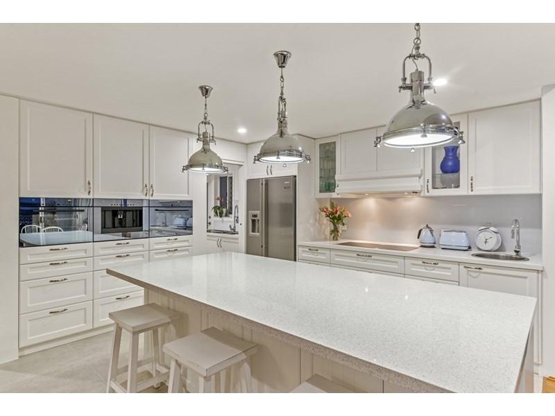 16 Bob Barnard Drive, Tugun QLD 4224