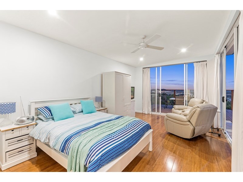 16 Bob Barnard Drive, Tugun QLD 4224