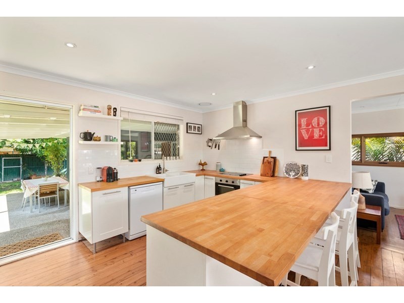 12 Cuba Avenue, Palm Beach QLD 4221