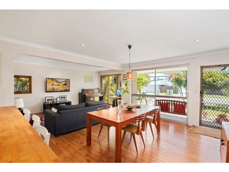 12 Cuba Avenue, Palm Beach QLD 4221