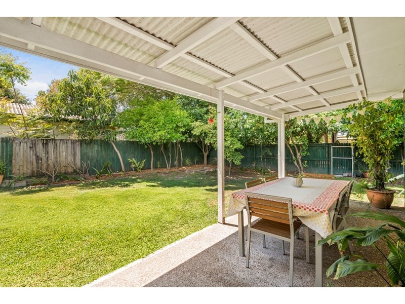 12 Cuba Avenue, Palm Beach QLD 4221