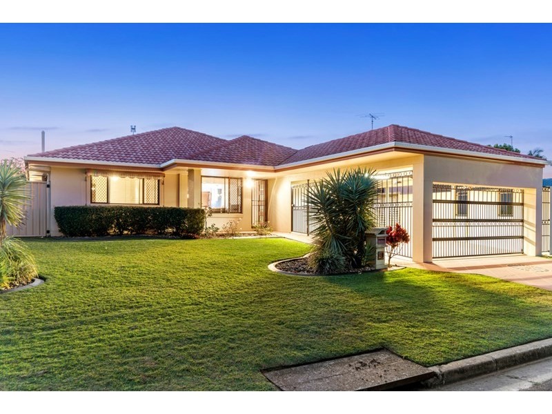 9 Matipo Place, Palm Beach QLD 4221