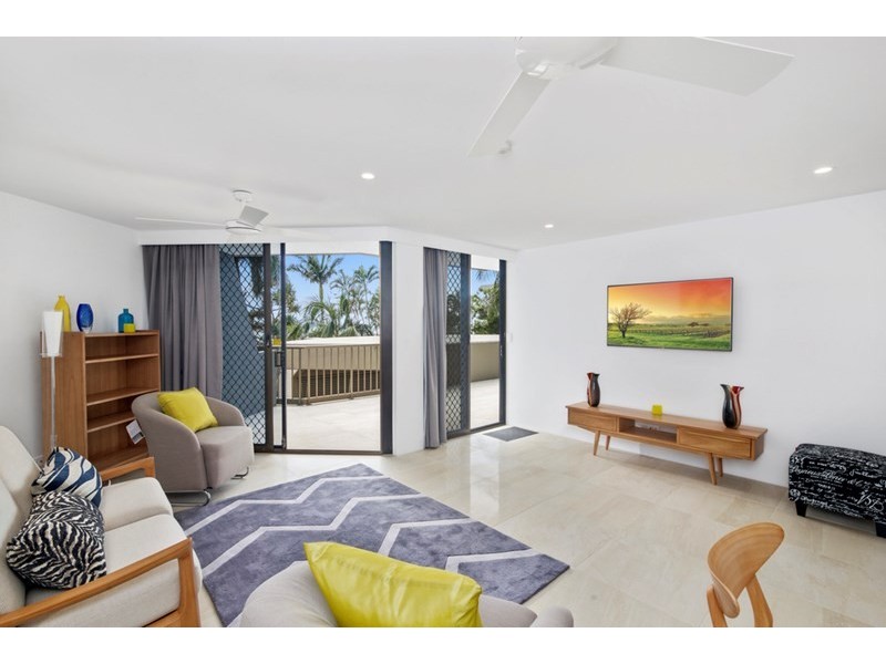 1F/828 Pacific Parade, Currumbin QLD 4223