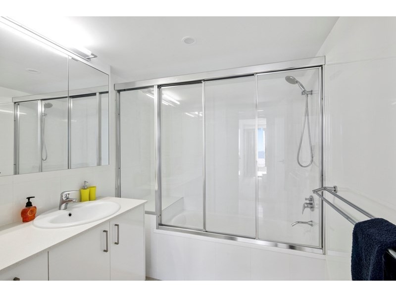 1F/828 Pacific Parade, Currumbin QLD 4223