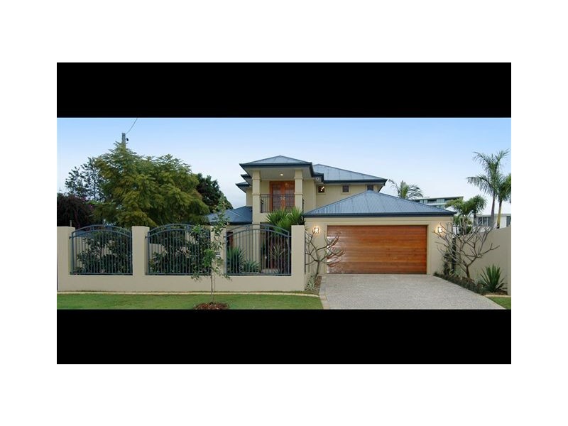 Broadbeach Waters QLD 4218