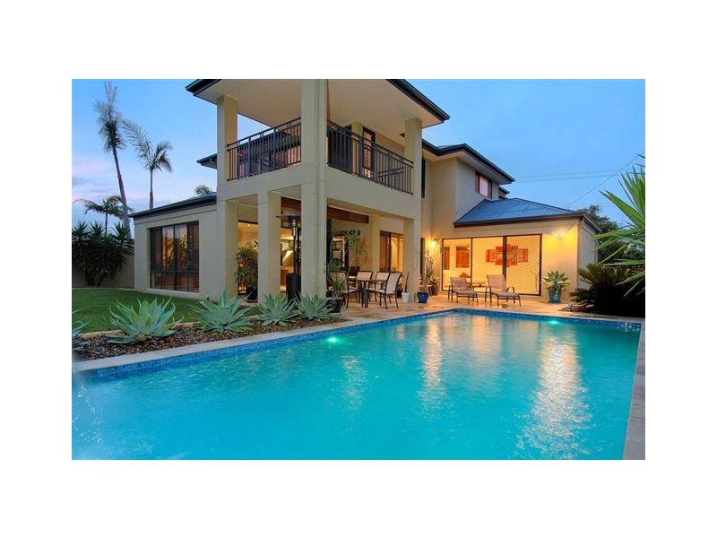 Broadbeach Waters QLD 4218