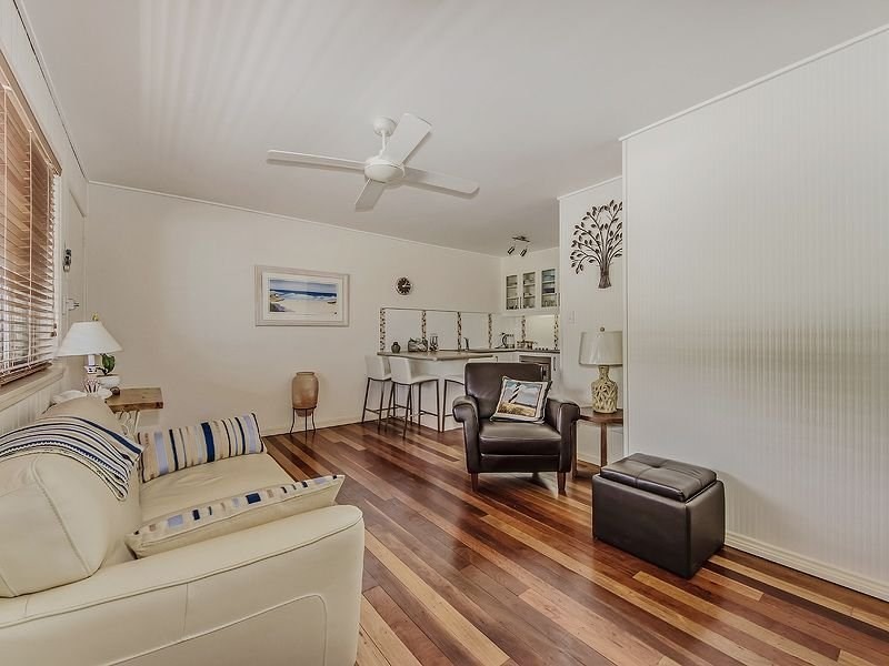 8/806 Pacific Parade, Currumbin QLD 4223