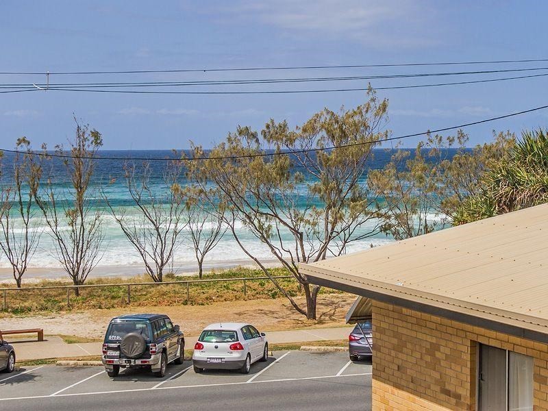 8/806 Pacific Parade, Currumbin QLD 4223