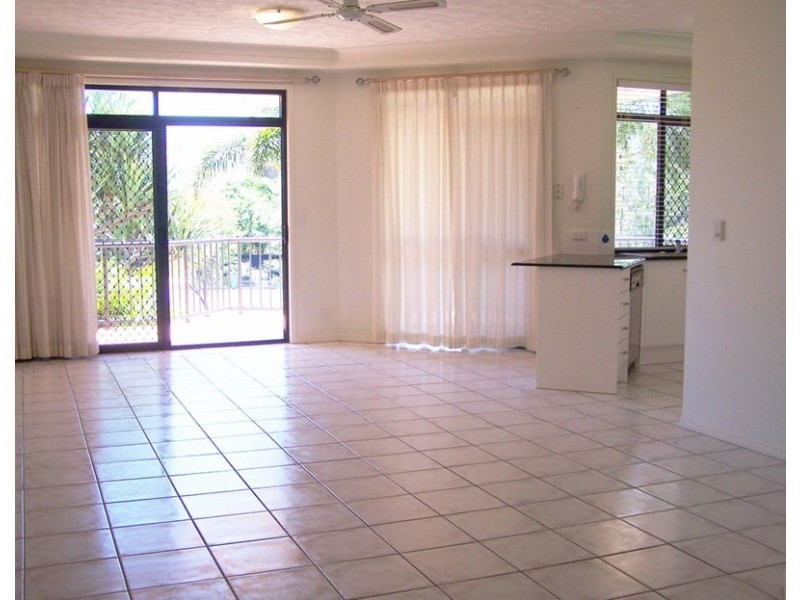 2/13 South Street, Kirra QLD 4225