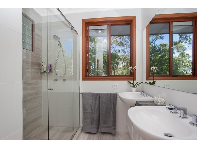 188-190 Guineas Creek Road, Currumbin Waters QLD 4223