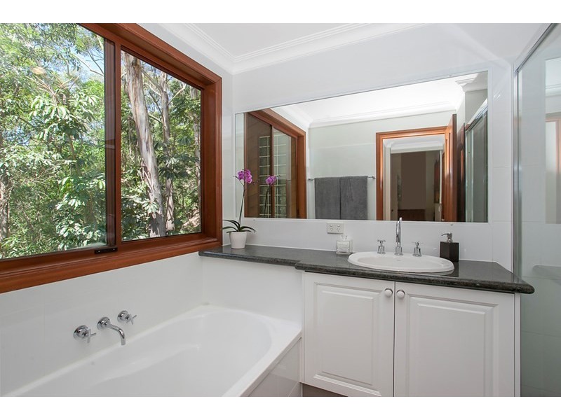 188-190 Guineas Creek Road, Currumbin Waters QLD 4223