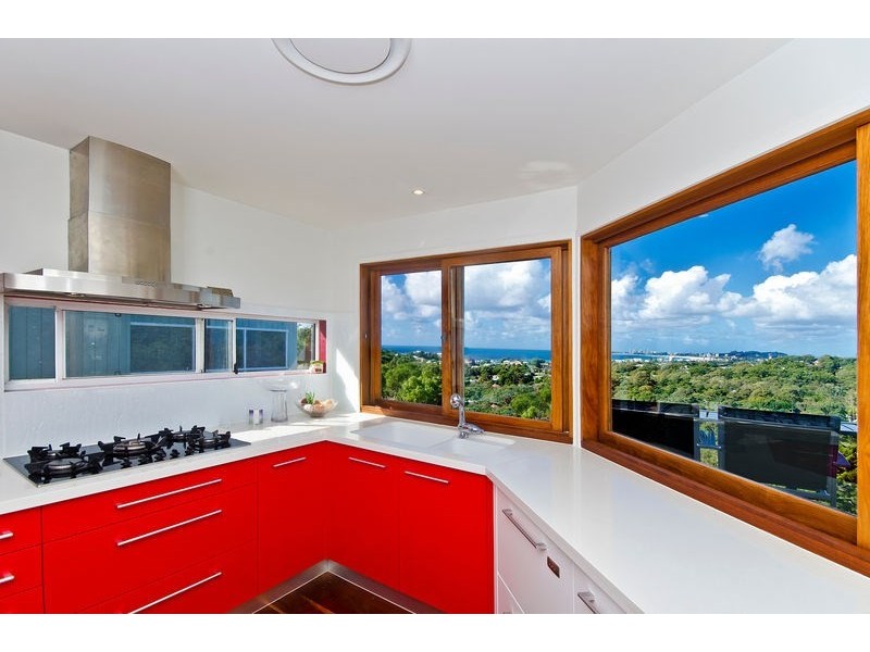 65 Crest Drive, Currumbin QLD 4223