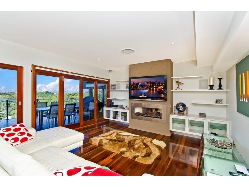 65 Crest Drive, Currumbin QLD 4223