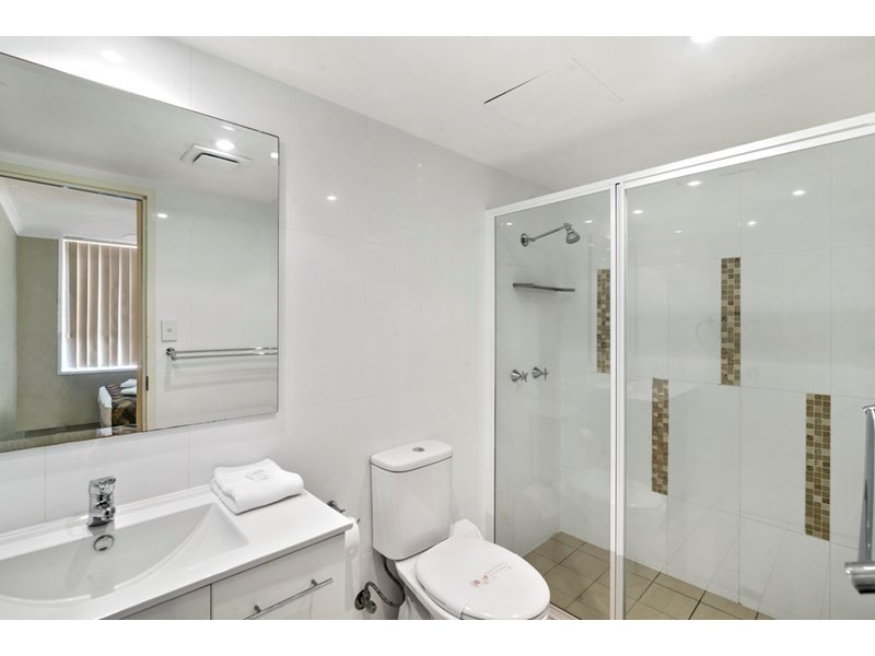 15/329 Golden Four Drive, Tugun QLD 4224