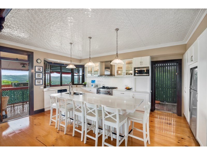 5 Westminster Boulevard, Elanora QLD 4221