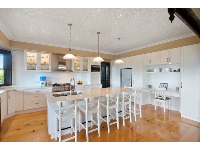 5 Westminster Boulevard, Elanora QLD 4221