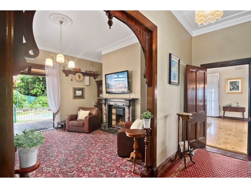 5 Westminster Boulevard, Elanora QLD 4221