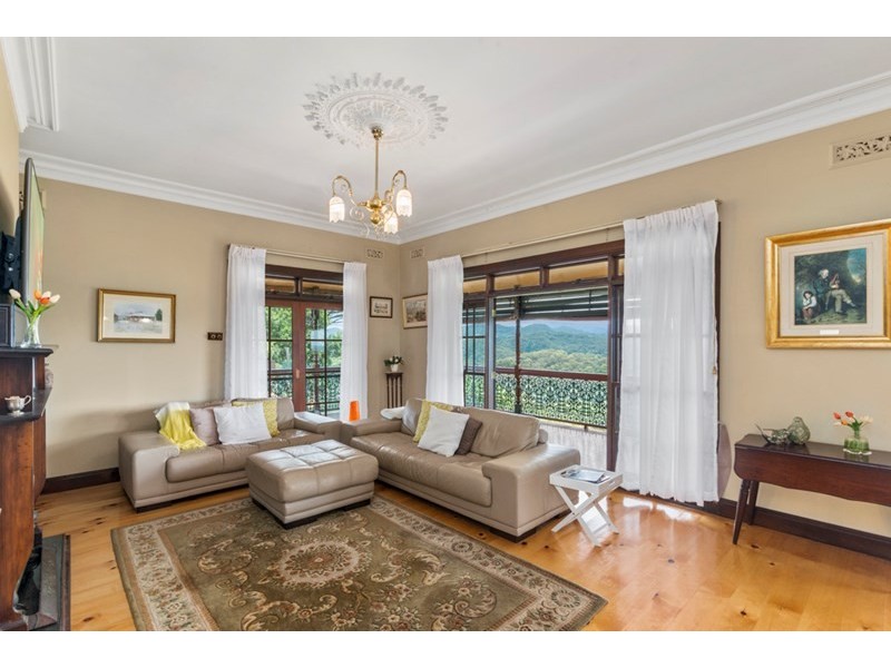 5 Westminster Boulevard, Elanora QLD 4221