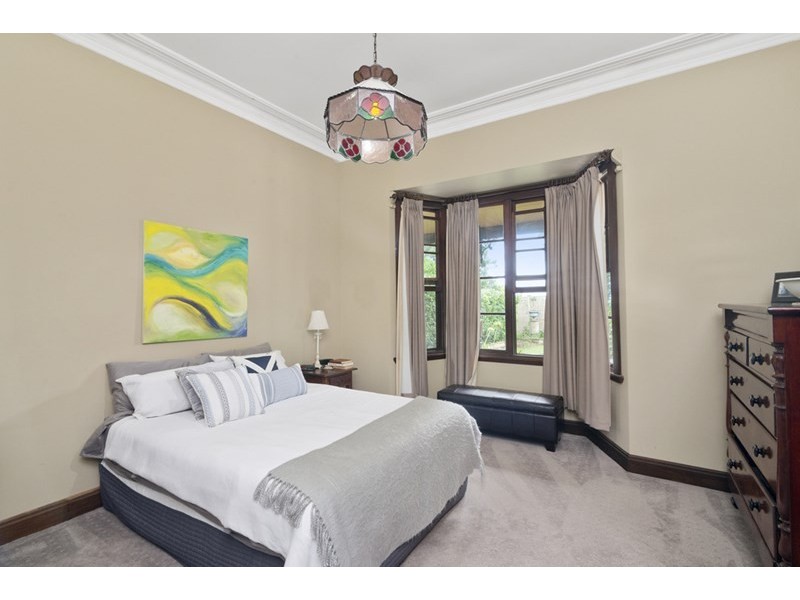 5 Westminster Boulevard, Elanora QLD 4221