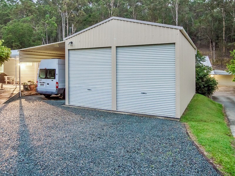 11 Kimmuli Drive, Elanora QLD 4221