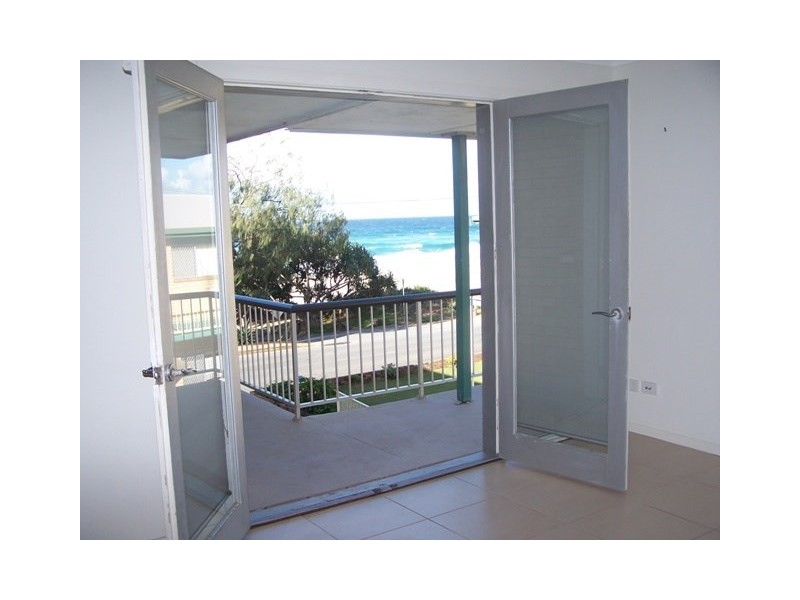 6/738 Pacific Parade, Currumbin QLD 4223