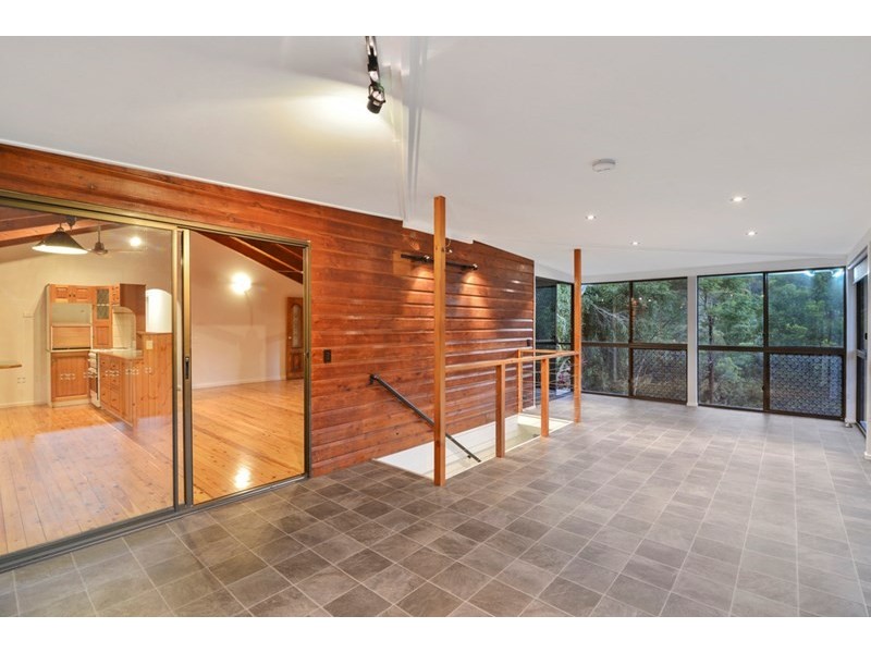 95 Monday Drive, Tallebudgera Valley QLD 4228