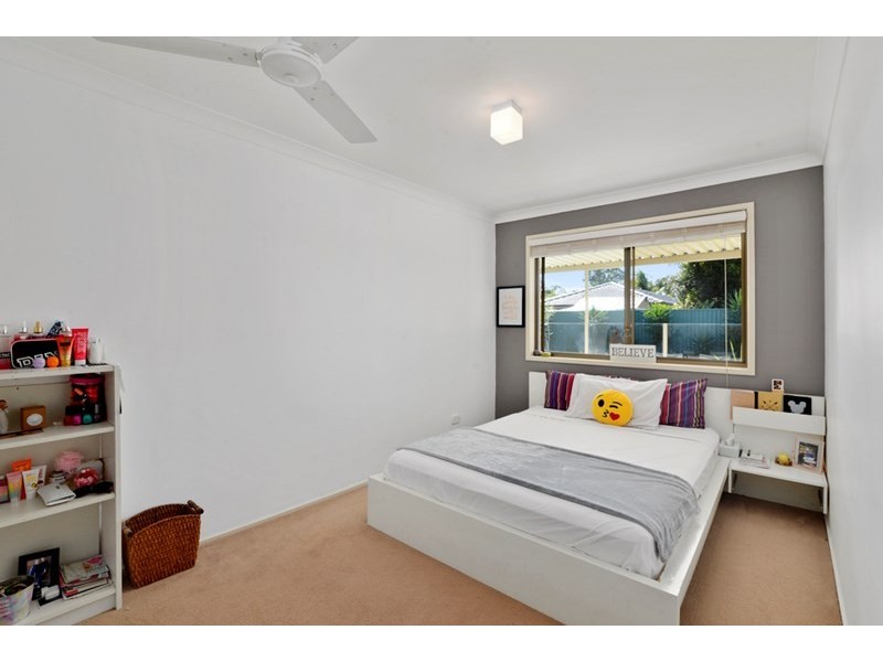 19 Walnut Street, Elanora QLD 4221