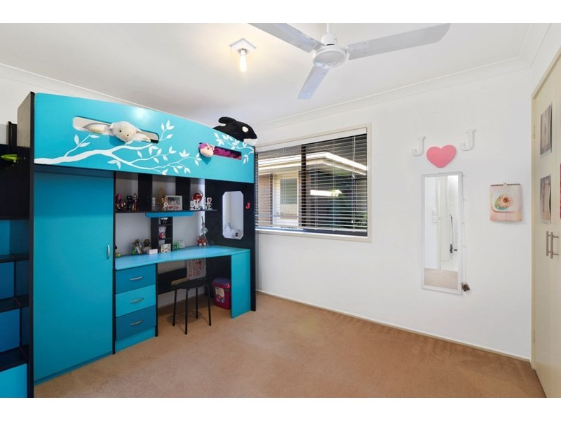 19 Walnut Street, Elanora QLD 4221