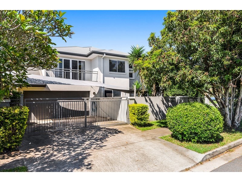 1/34 Hawaii Avenue, Palm Beach QLD 4221