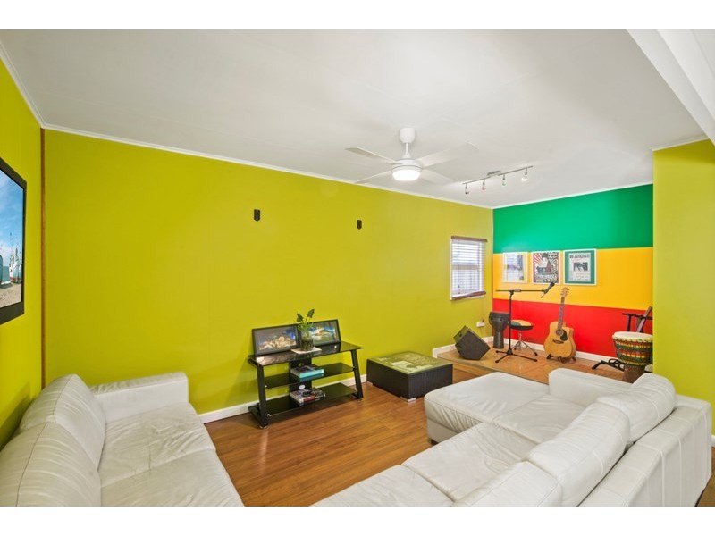 281 Adina Avenue, Bilinga QLD 4225