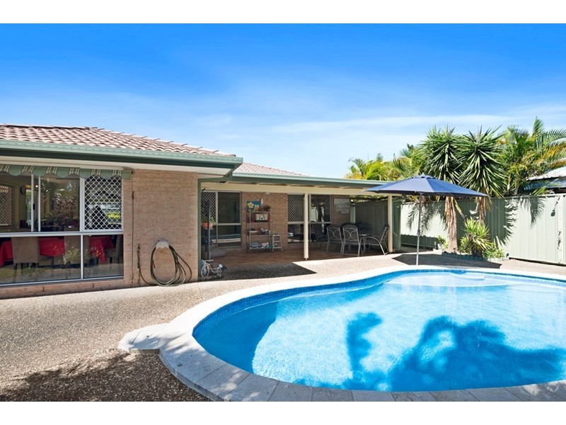 18 Bergamont Street, Elanora QLD 4221