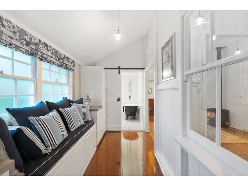 266 Tallebudgera Creek Road, Tallebudgera Valley QLD 4228
