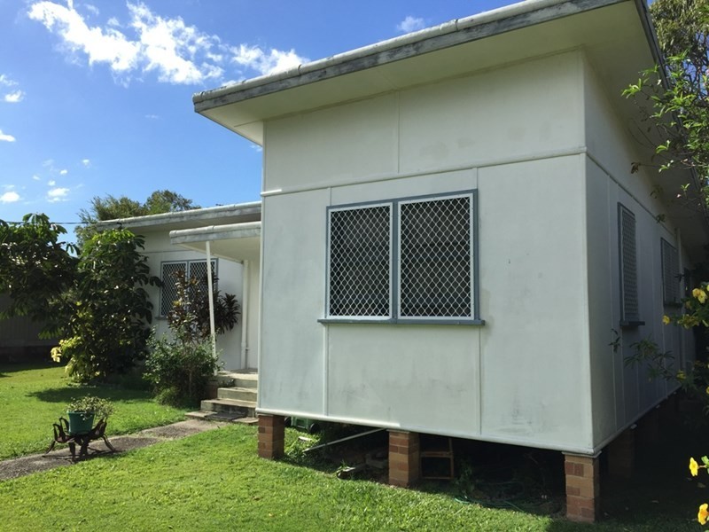 33 Tugun Street, Tugun QLD 4224