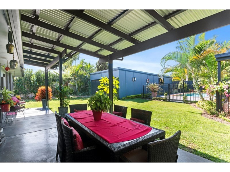 57 Parnki Parade, Palm Beach QLD 4221