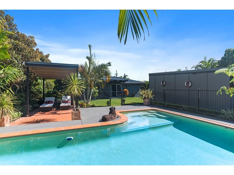 57 Parnki Parade, Palm Beach QLD 4221