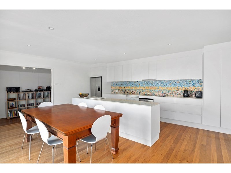 312 Adina Avenue, Bilinga QLD 4225