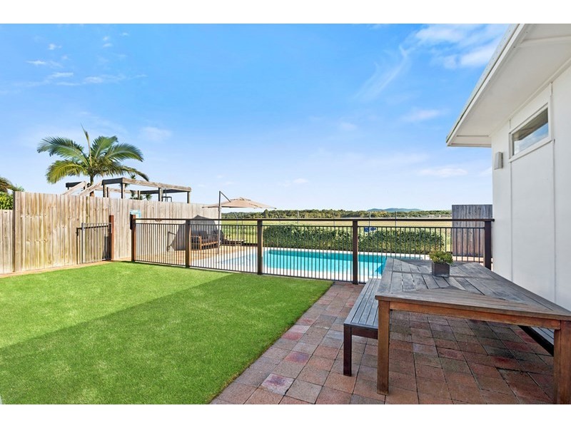 312 Adina Avenue, Bilinga QLD 4225