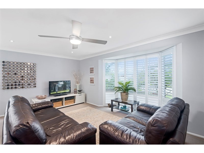 34 Bergamont Street, Elanora QLD 4221