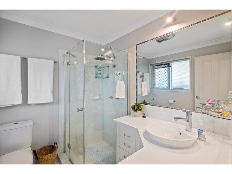 34 Bergamont Street, Elanora QLD 4221