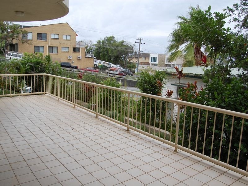 1/4 Teemangum Street, Tugun QLD 4224